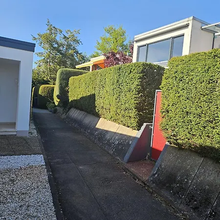 Ruwera Sonnenhuegel - Moderne - Eigener Eingang, Garten Und Terrasse Lägenhet Trier